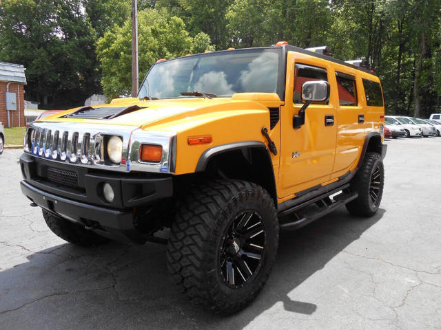 2003 HUMMER H2 Base
