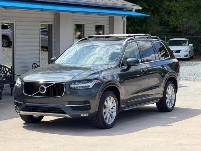 2016 Volvo XC90 T6 Momentum