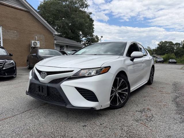 2019 Toyota Camry SE