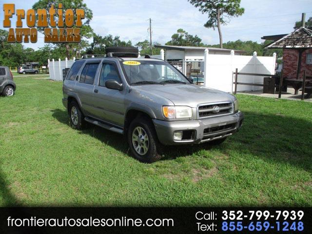 2001 Nissan Pathfinder LE