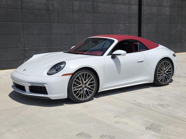 2022 Porsche 911 Carrera