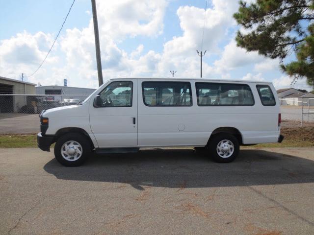 2008 Ford E-Series E-350 Super Duty Extended Pass