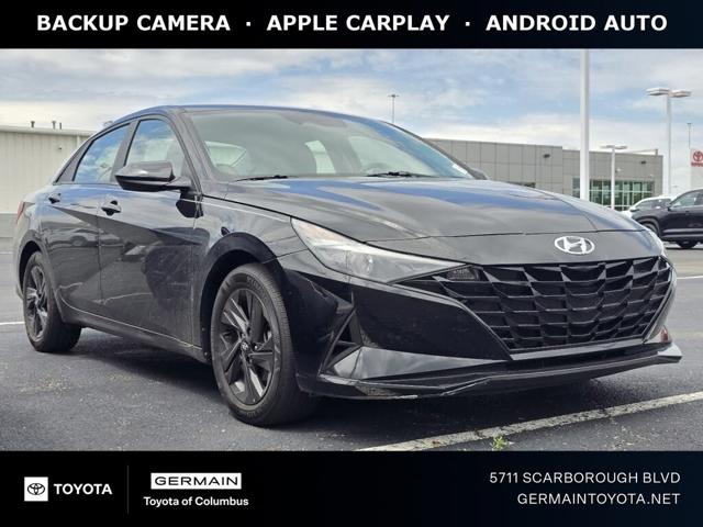 2022 Hyundai Elantra SEL FWD