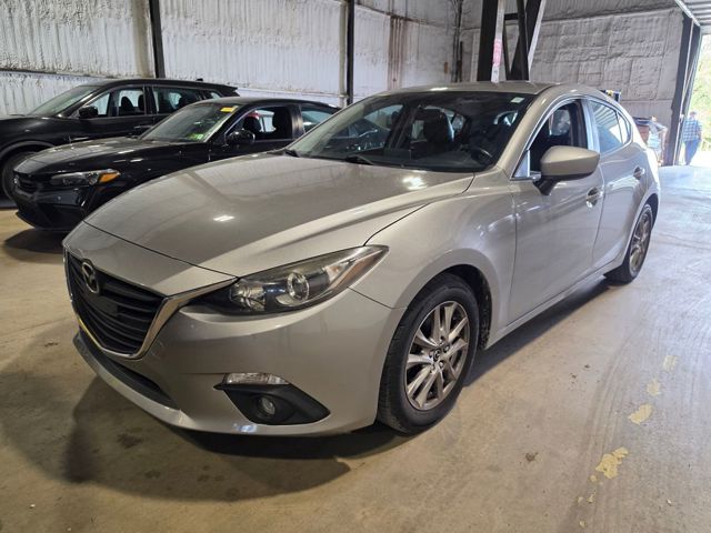 2015 Mazda Mazda3 i Grand Touring Hatchback