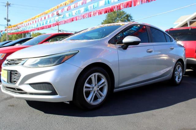 2017 Chevrolet Cruze LT Sedan FWD