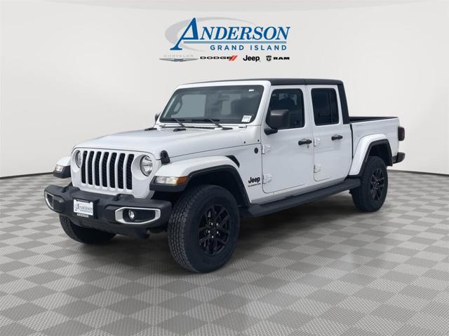 2022 Jeep Gladiator Sport S