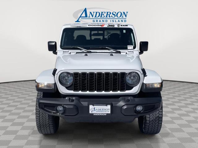 2025 Jeep Gladiator NightHawk