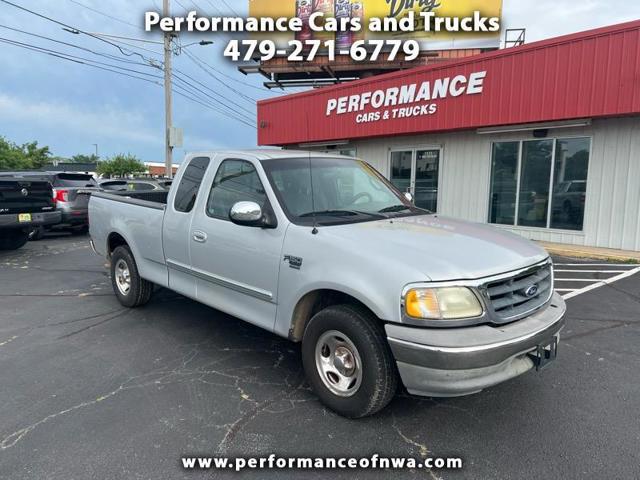 2002 Ford F-150 XLT