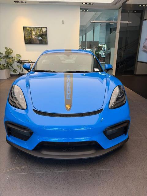 2023 Porsche 718 Cayman GT4