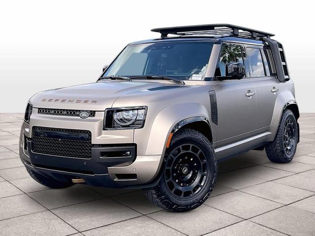 2025 Land Rover Defender 110 P635 OCTA