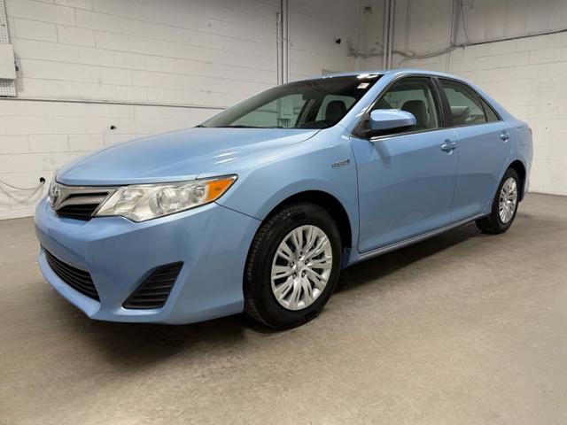 2014 Toyota Camry Hybrid LE FWD
