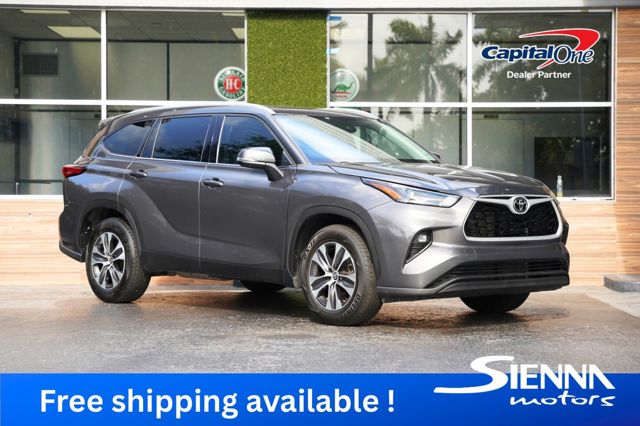 2022 Toyota Highlander XLE FWD