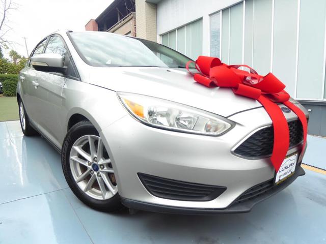2017 Ford Focus SE Hatchback
