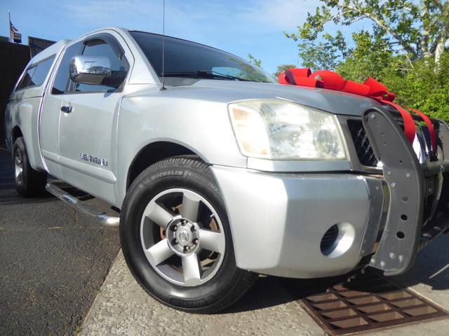2005 Nissan Titan SE