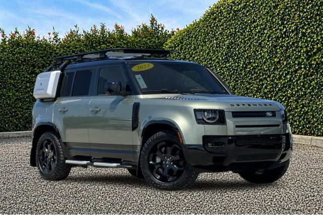 2023 Land Rover Defender 110 X-Dynamic SE AWD
