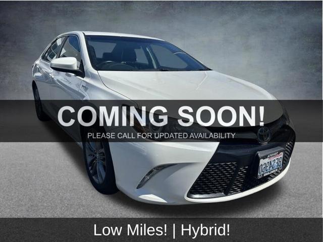 2015 Toyota Camry Hybrid SE FWD