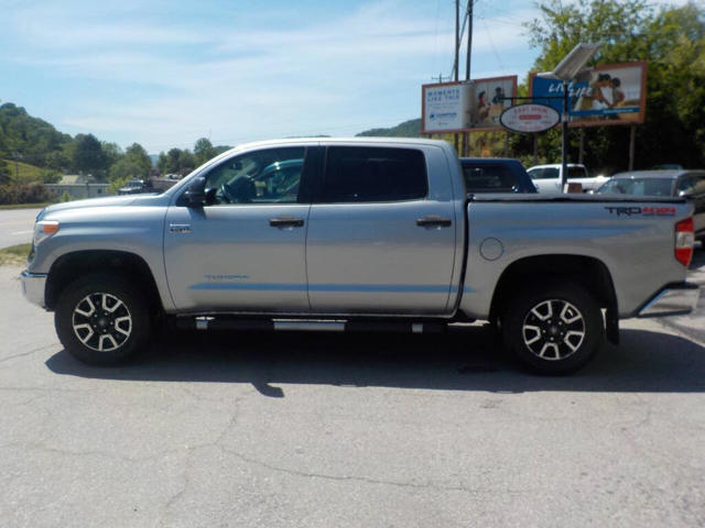 2014 Toyota Tundra SR5