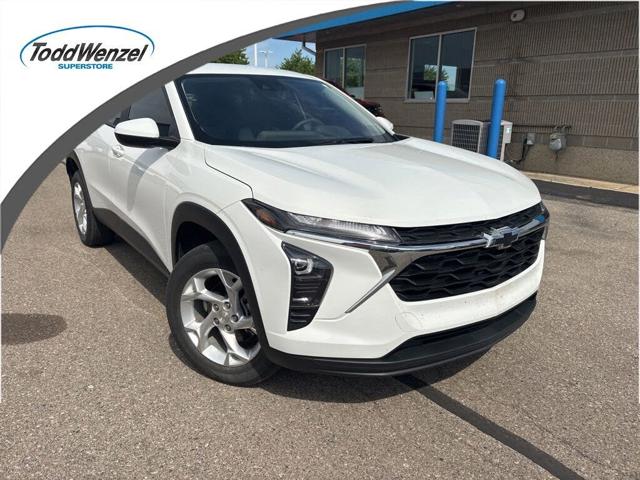 2024 Chevrolet Trax LS FWD