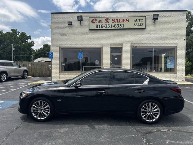 2018 INFINITI Q50 2.0t Luxe AWD