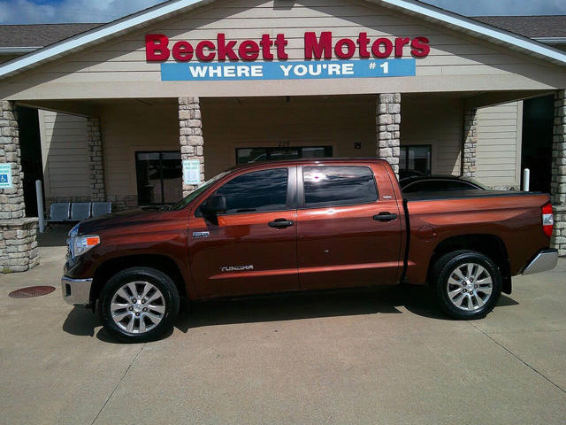 2016 Toyota Tundra 4WD Truck SR5 FFV
