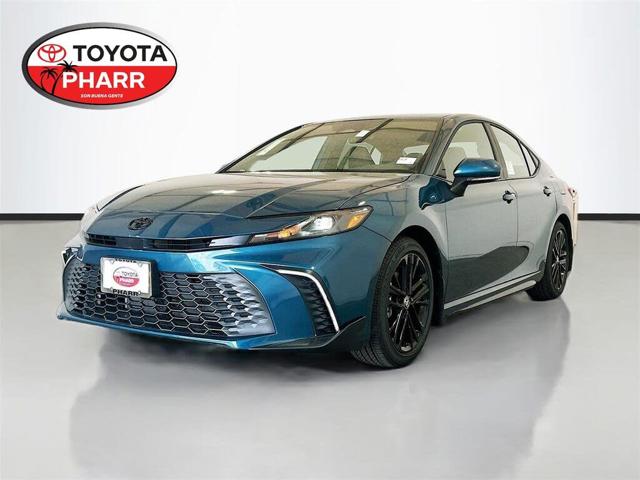2026 Toyota Camry SE FWD