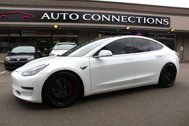 2018 Tesla Model 3 Performance