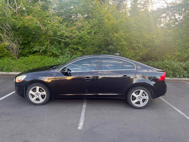 2013 Volvo S60 T5 Platinum