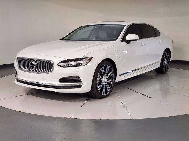 2025 Volvo S90 T8 Plus