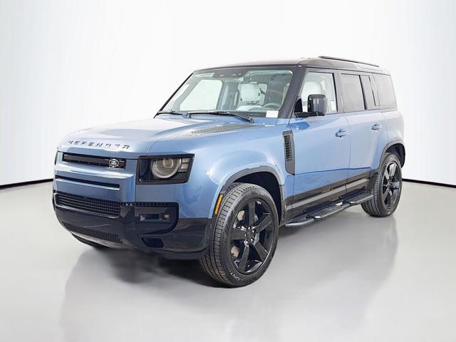 2026 Land Rover Defender 110 P400 X-Dynamic SE AWD