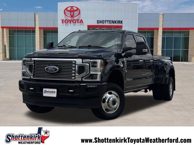 2022 Ford Super Duty F-350 DRW Limited