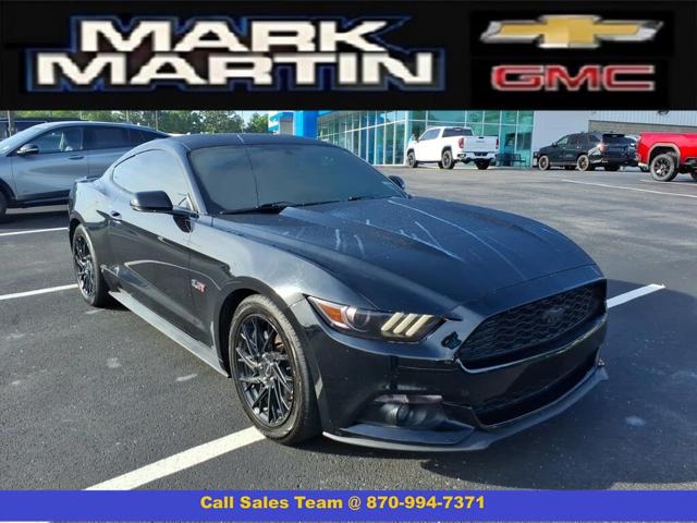 2017 Ford Mustang EcoBoost Premium Coupe RWD