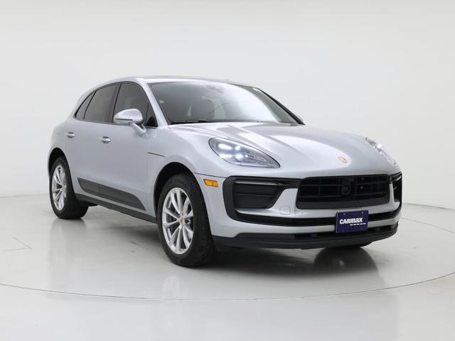 2022 Porsche Macan AWD