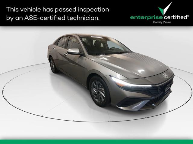 2024 Hyundai Elantra SEL FWD
