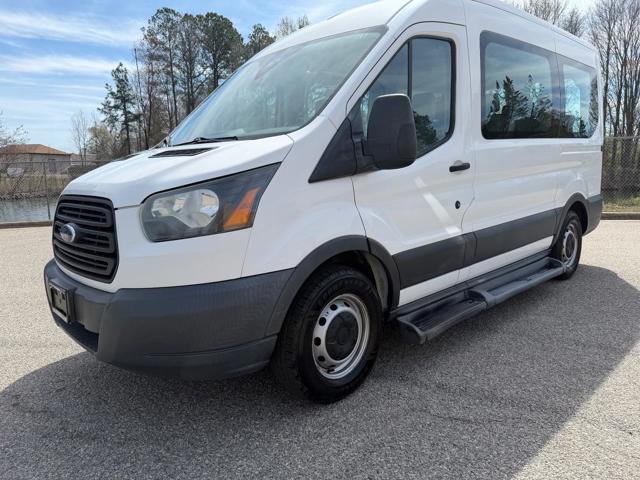 2017 Ford Transit 150 XL