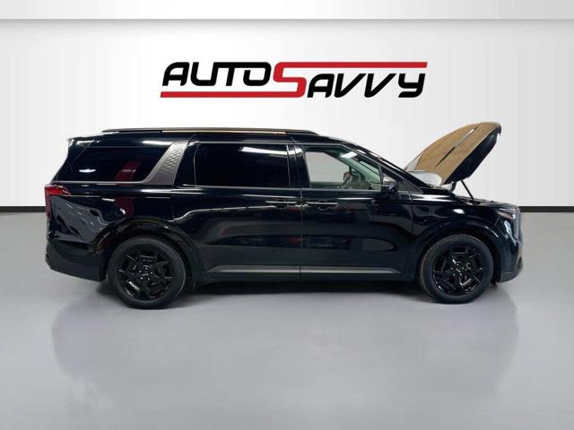 2025 Kia Carnival SX FWD
