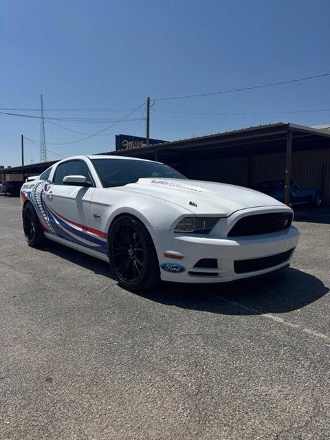 2014 Ford Mustang GT Premium