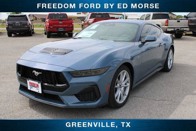 2026 Ford Mustang GT Premium Fastback RWD