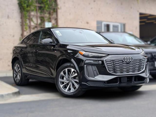 2027 Audi Q6 e-tron Sportback quattro Premium