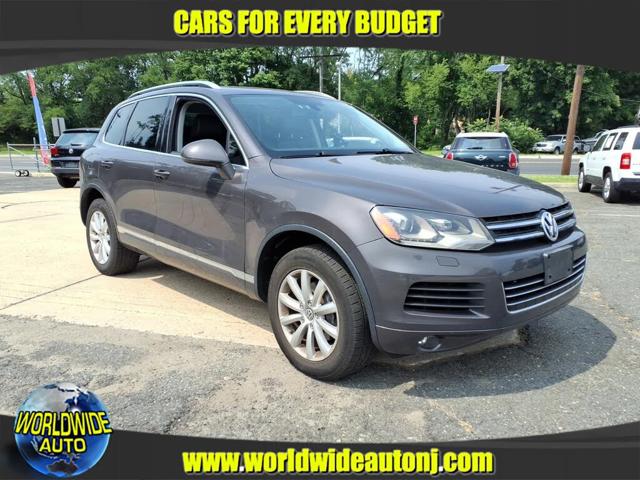 2011 Volkswagen Touareg VR6 Sport