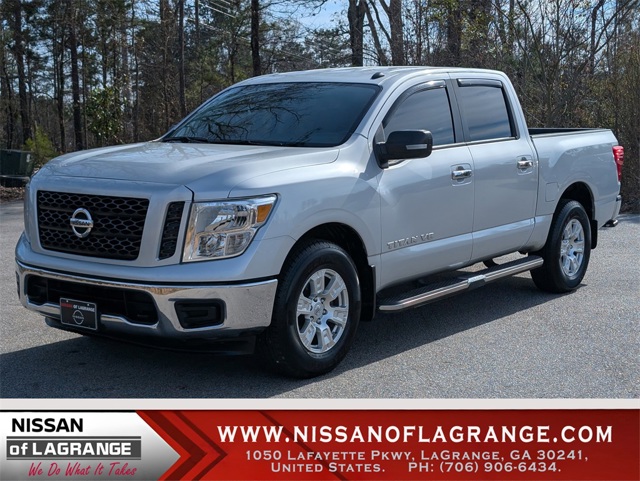 2019 Nissan Titan SV