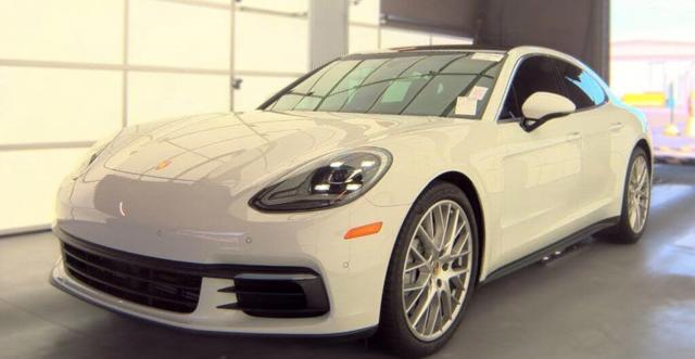 2019 Porsche Panamera Base