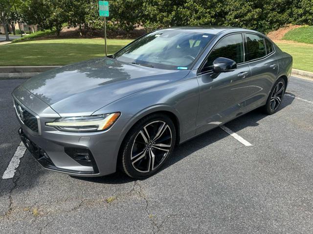 2019 Volvo S60 T6 R-Design