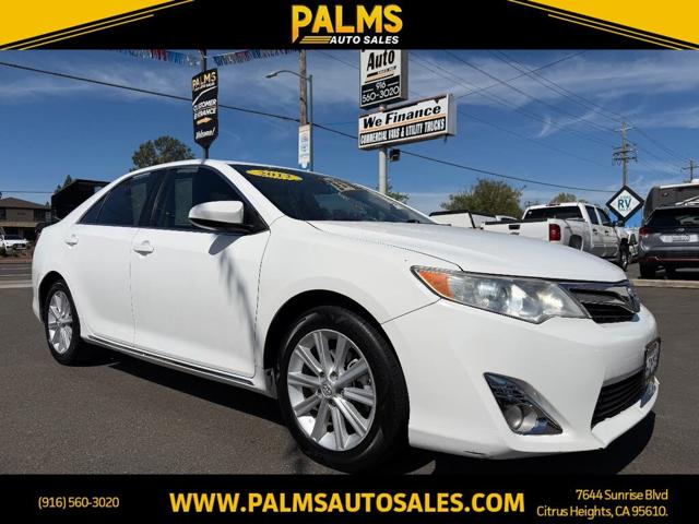 2012 Toyota Camry Hybrid XLE FWD