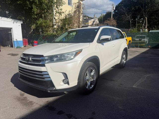 2018 Toyota Highlander Limited Platinum