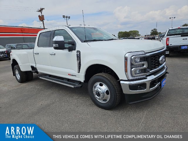2027 Ford Super Duty F-350 Lariat