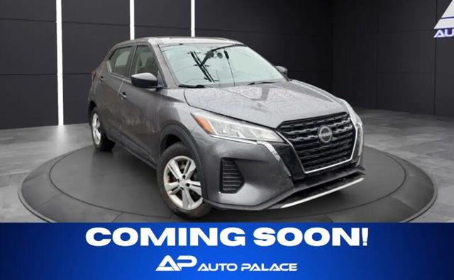 2023 Nissan Kicks S FWD