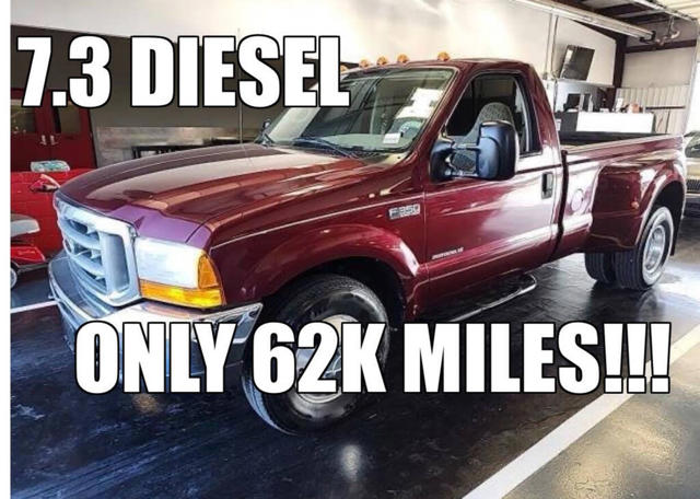 2000 Ford Super Duty F-350 DRW XL