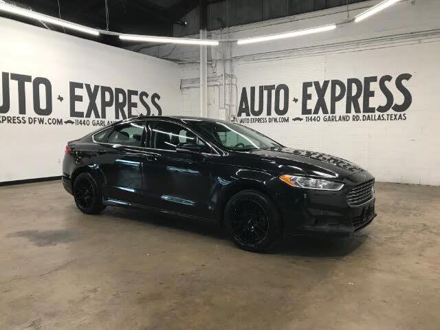 2015 Ford Fusion SE