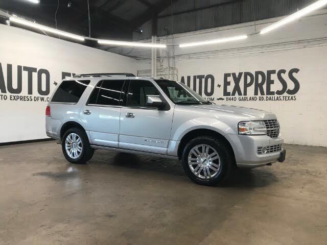 2013 Lincoln Navigator Base