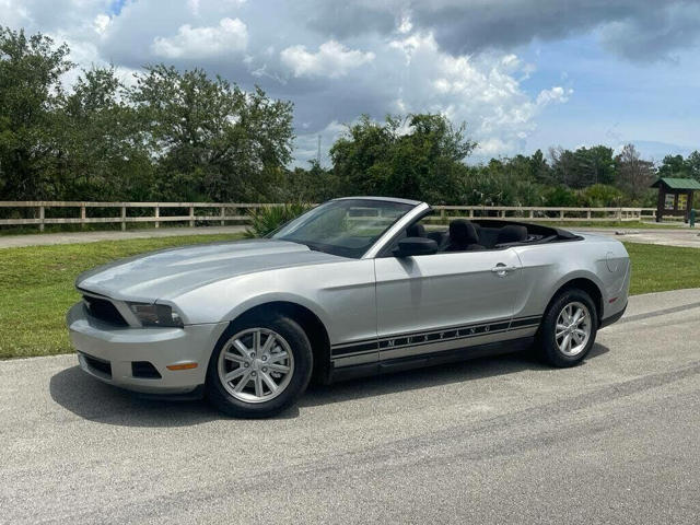 2010 Ford Mustang V6